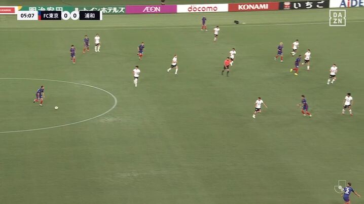 ツェーゲン金沢　松田陸選手 本物のユニフォーム ツエーゲン金沢夏の3rdユニフォームパンツパートナーに「KOMATSU