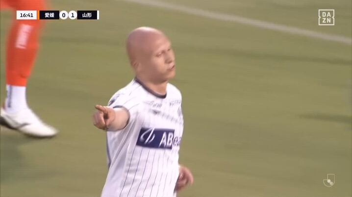 FW米澤が入籍を発表【鹿児島】 - スポーツナビ