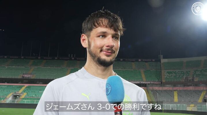サイン入り リバプール 2014/15シーズン マッチプログラム アストンヴィラ サイン入り リバプール 2014/15シーズン マッチプログラム