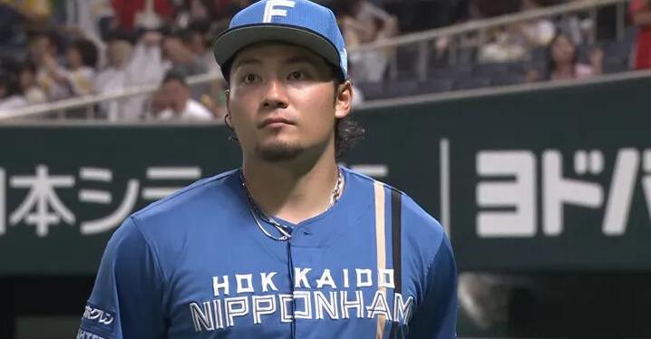 長野久義選手が入団会見 背番号は「7」 - スポーツナビ