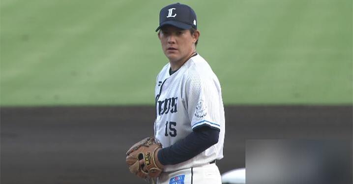 中日ドラゴンズ 仲地礼亜 初勝利 ビッグアクスタ（中日
