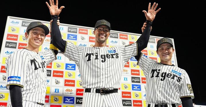 新品 MLB アスレチックス ユニフォーム カート・スズキ アメリカ
