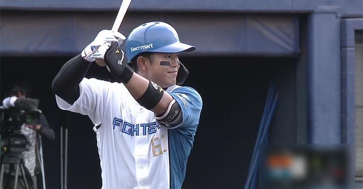 九里亜蓮が史上158人目の通算1000奪三振！ 佐野恵太から空振り
