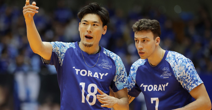 サントリー・髙橋藍×ジェイテクト・小川智大が後半戦への