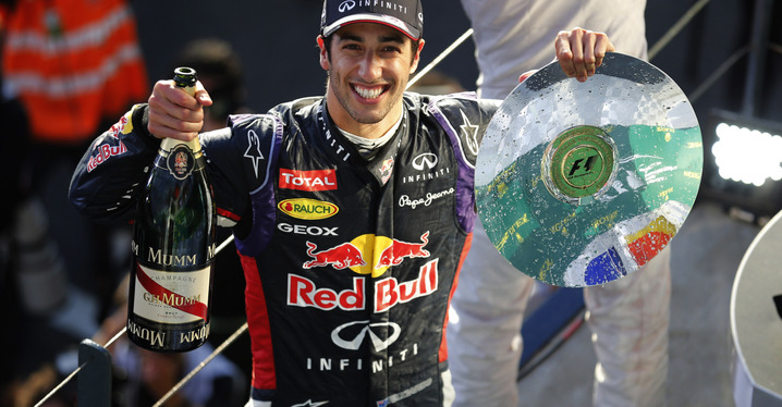 F1 レーサー sddefault.jpg