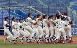 大黒柱の大場が抜けたものの、まとまりでリーグ3連覇を飾った東洋大