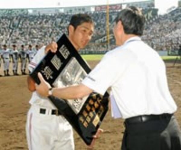 昨夏逃した深紅の大優勝旗を 広陵リベンジの夏 タジケンの高校野球観戦 スポーツナビ 昨夏逃した深紅の大優勝旗を 広陵リベンジの夏 タジケンの高校野球観戦 スポーツナビ