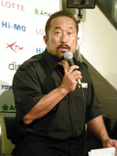 魔裟斗vs.佐藤戦でのジャッジについて、角田レフェリーが説明