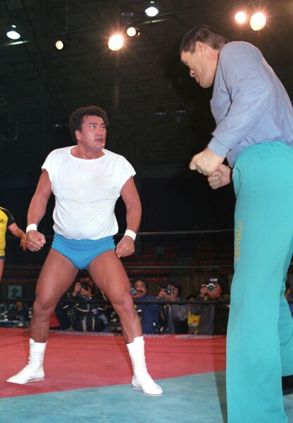 大横綱のプロレス参戦は大きな衝撃を与えた