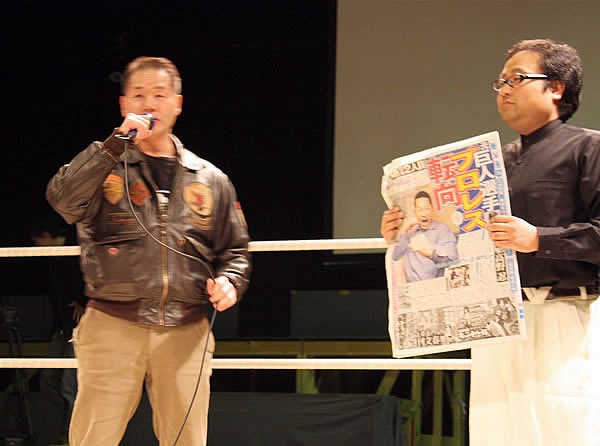 元巨人・高野のデビュー戦の相手を務める小笠原(左)は「バットを叩き折ってやる!」