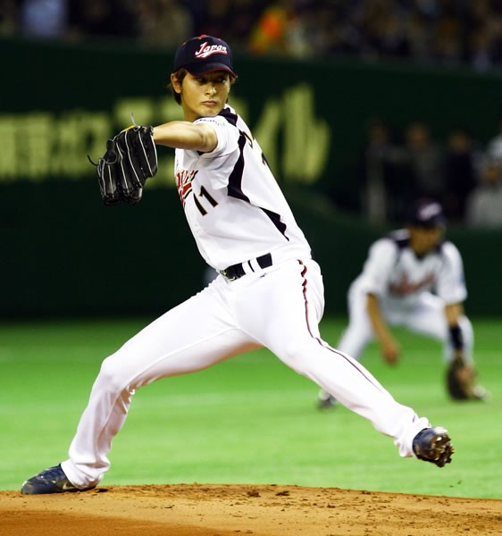 ダルビッシュ有選手 WBC侍ジャパン 直筆サインボール ロゴ入り 記念