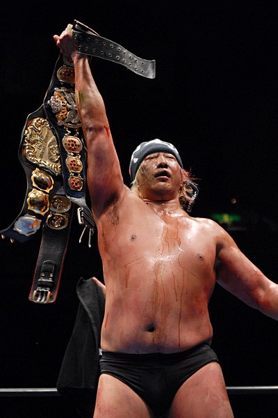 高山 ムタを撃破 史上初の３大メジャー全王座戴冠 全日本プロレス スポーツナビ