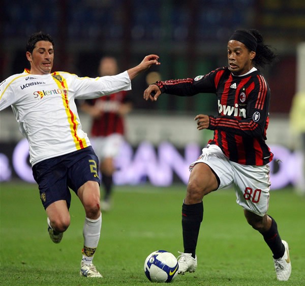 AC Milan 2009-2010 Inzaghi #9 Homekit Nameset Printing