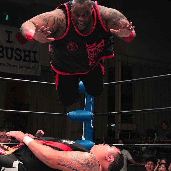 ジュニア転向の武藤が王者カズに快勝 全日本プロレス スポーツナビ ジュニア転向の武藤が王者カズに快勝 全日本プロレス スポーツナビ