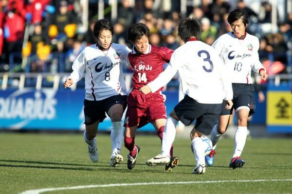 高校サッカー界に一石を投じた久御山のスタイル ボール支配と効率性の追求 スポーツナビ