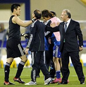ザッケローニ監督 川島には信頼していると伝えた 韓国戦後会見 スポーツナビ ザッケローニ監督 川島には信頼していると伝えた 韓国戦後会見 スポーツナビ