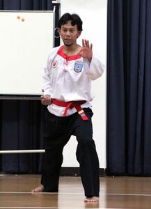 インドネシア武術 シラット の実体 いざ突撃取材 帰ってきたシネマ地獄拳 第6回 スポーツナビ インドネシア武術 シラット の実体 いざ突撃取材 帰ってきたシネマ地獄拳 第6回 スポーツナビ