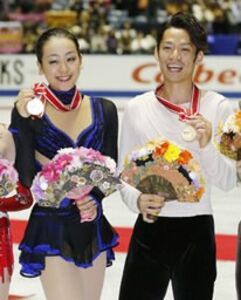 高橋大輔 金メダルを目標に する 浅田真央 基礎見直し やってきて良かった スポーツナビ 高橋大輔 金メダルを目標に する 浅田真央 基礎見直し やってきて良かった スポーツナビ