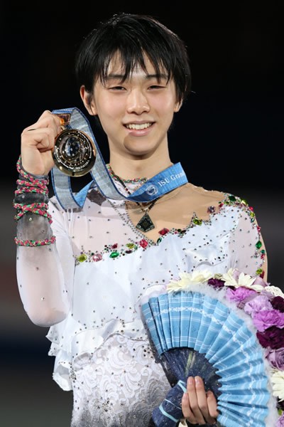 羽生、290点超えでファイナル初V!
