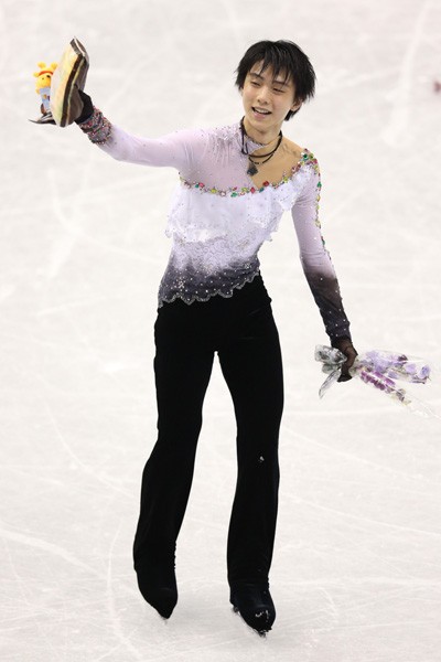 羽生結弦　2019.10.28 スケートカナダ　新聞 羽生結弦、スケートカナダ初優勝に「やっとここで勝てた