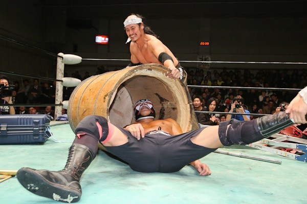 宇宙大戦争でサスケ＆バラモン兄弟が合体!?＝みちのくプロレス - スポーツナビ