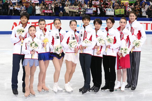 超レア!羽生結弦　浅田真央　高橋大輔　ソチ五輪代表決定写真　サイン入り❗ 超レア!羽生結弦浅田真央高橋大輔ソチ五輪代表決定写真サイン入り❗