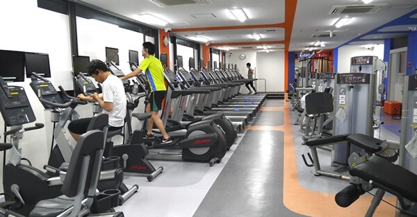 噂の24時間ジム 午前0時に潜入 夜中の営業実態 利用者どんな人 スポーツナビdo 噂の24時間ジム 午前0時に潜入 夜中の営業実態 利用者どんな人 スポーツナビdo