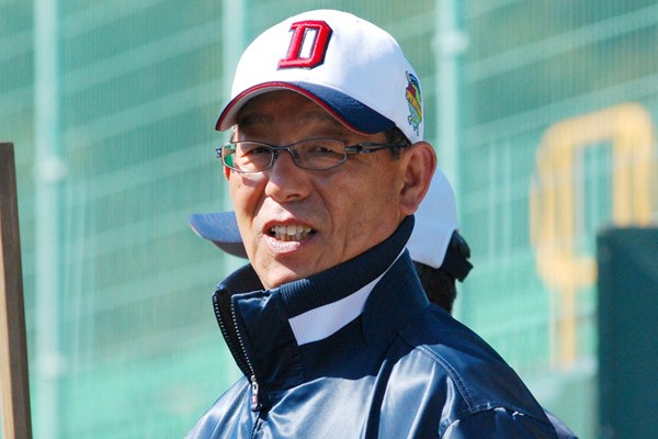 04年の球界再編時、近鉄に所属し、その後、楽天のフロント入りした経歴を持つ石山から、日本球界の変化に影響を受ける韓国野球の姿が見える