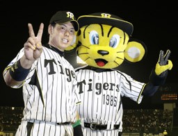 歴史を変える選手へ、梅野隆太郎の誓い。虎の未来を切り開くルーキー