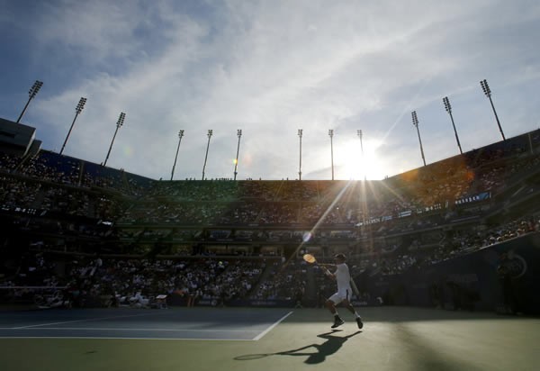 4回戦、準々決勝を連続フルセットで突破した錦織は、準決勝でジョコビッチと対戦する