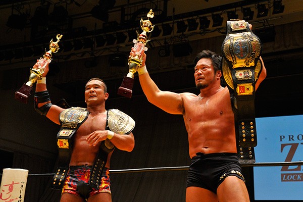 佐藤&鈴木組を下してNWAインタータッグ防衛に成功した弾丸ヤンキース