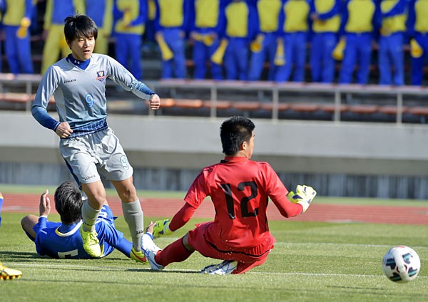 ドリブラー パラダイス 聖和学園 輝きを放つ真性ストライカー坂本 スポーツナビ