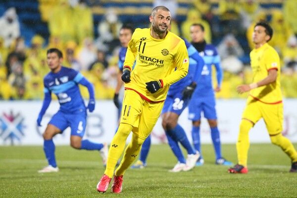 レイソルに浸透し出した吉田達磨イズム 国内外のタイトル獲得目指して好発進 スポーツナビ レイソルに浸透し出した吉田達磨イズム 国内外のタイトル獲得目指して好発進 スポーツナビ