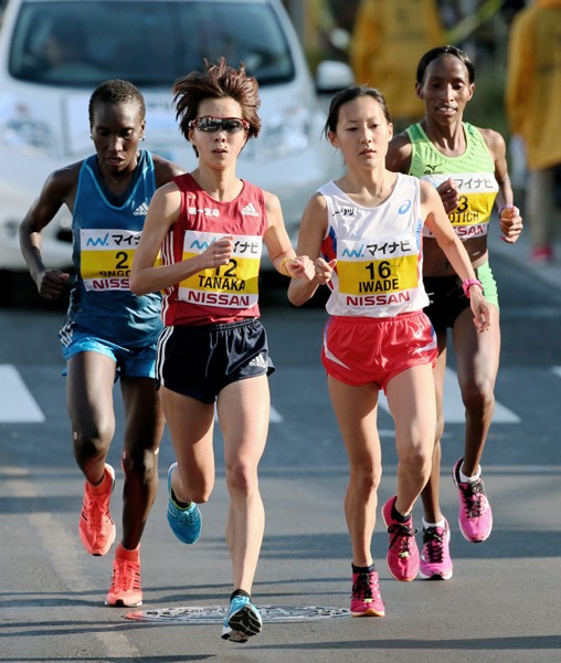横浜国際女子で優勝した田中(左手前)は落選となった