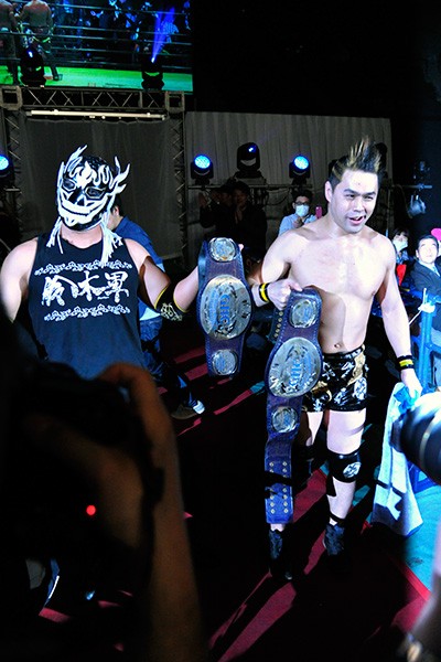 初の3WAYで行われたノアJrタッグのタイトルマッチは拳王&大原と原田&平柳の激闘を静観していたTAKA&デスペラードが最後は漁夫の利でベルトをかっさらった