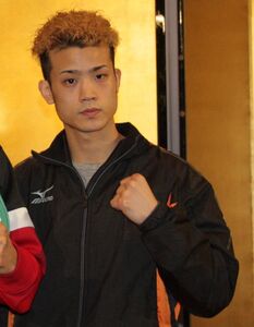 王者 山中 王者と挑戦者の差を見せる デビュー戦の辰吉jr 必ずkoで勝つ スポーツナビ 王者 山中 王者と挑戦者の差を見せる デビュー戦の辰吉jr 必ずkoで勝つ スポーツナビ