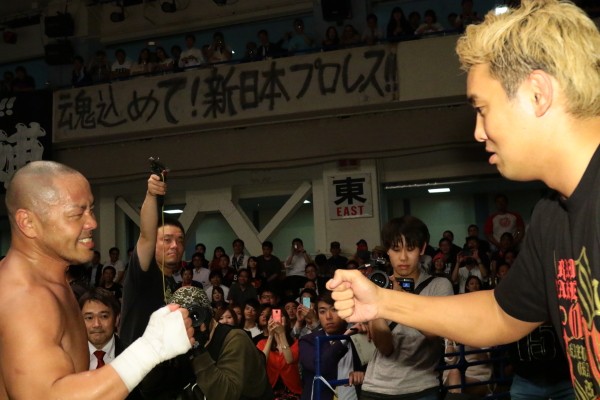 優勝本命の田口から大金星を奪った外道はオカダとともにIWGPダブル王座奪取を宣言
