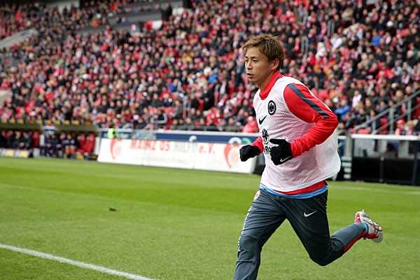 フェーが指揮した時期、乾の出場試合数は限られていただけに、難しい状況に立たされることが予想される