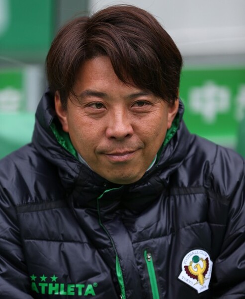 さまざまな角度からサッカーと監督業を見つめてきた冨樫監督