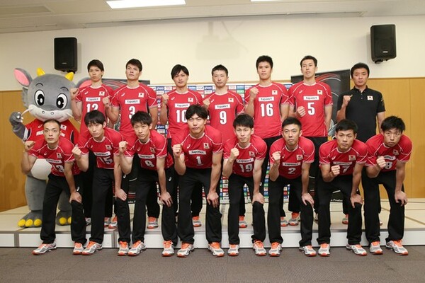 8日からW杯男子大会が始まる。大会を前に、全日本男子メンバーが会見に臨んだ