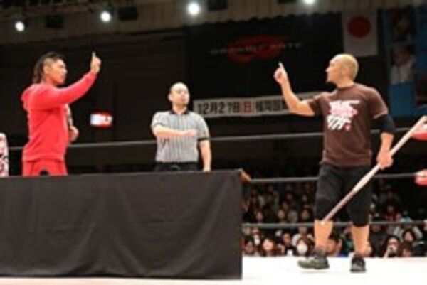 ドラゴンゲート ドリームゲート選手権はノーコンテスト 次はcimaが挑戦 鷹木時代終わらす スポーツナビ ドラゴンゲート ドリームゲート選手権はノーコンテスト 次はcimaが挑戦 鷹木時代終わらす スポーツナビ