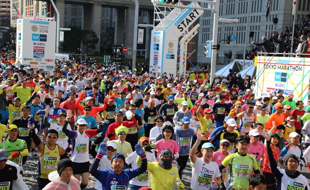 東京マラソン完走 自分へのご褒美は ランナーに聞くレース後に食べたいのは何 スポーツナビdo