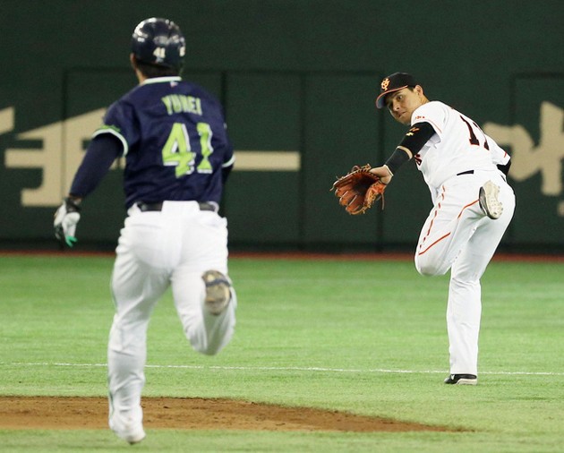 坂本勇人の守備を生かすクルーズ獲得 センターライン強化が今季の 補強 スポーツナビ