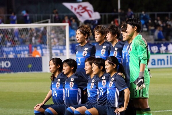 予選敗退の知らせを聞き、なでしこジャパンの選手たちはベトナム戦に臨んだ