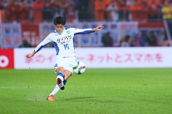 21歳の若武者が背負う日本人初の10番 大分の背番号にまつわるストーリー スポーツナビ 21歳の若武者が背負う日本人初の10番 大分の背番号にまつわるストーリー スポーツナビ