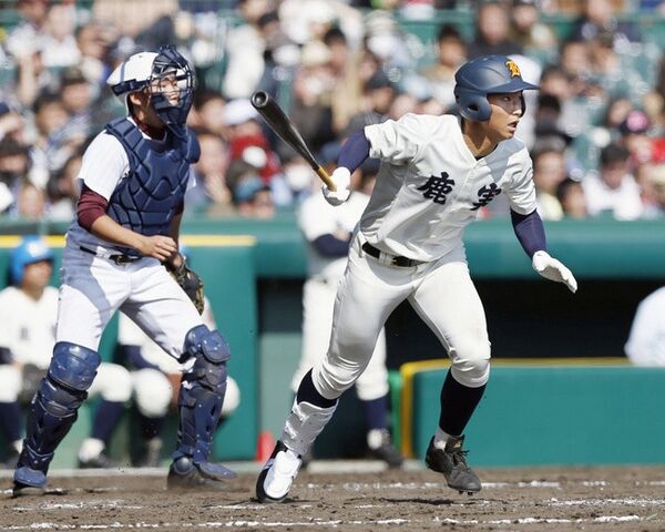 常総 鈴木を攻略した強打 鹿実の主砲 6割打者がキレ味鋭い速球に頭脳的対応 スポーツナビ 常総 鈴木を攻略した強打 鹿実の主砲 6割打者がキレ味鋭い速球に頭脳的対応 スポーツナビ