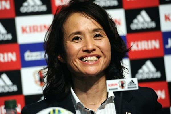 高倉 日本人にしかできないサッカーを なでしこジャパン監督就任会見 スポーツナビ