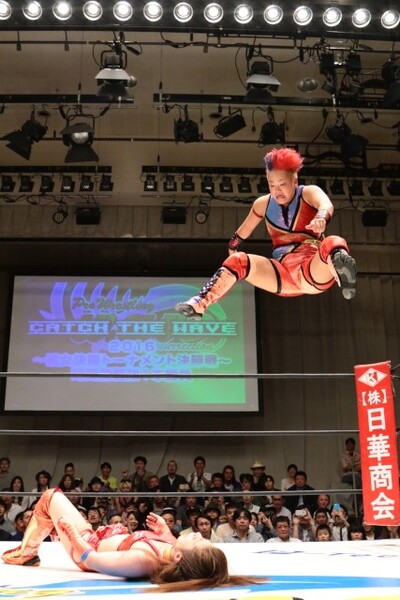 現在JavaScriptが無効です。【プロレスリングWAVE】 総勢32人の頂点に立ったのは水波綾 “波女”の称号を得て再び奈七永戦へ世志琥は復帰後初黒星 山下は一歩及ばすダイビングギロチンで激闘に終止符水波「あの時の自分とは違う」と高橋に再戦要求「リング・リング・リング2016」出演の芹奈さんも登場関連リンク著者プロフィール スポーツナビ 新着記事コラムランキングおすすめ記事(Doスポーツ)新着公式情報 日本オリンピック委員会公式サイト