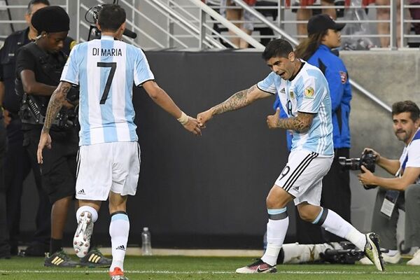 メッシとアルゼンチンに訪れたチャンス 100周年のコパ アメリカで再び優勝を スポーツナビ メッシとアルゼンチンに訪れたチャンス 100周年のコパ アメリカで再び優勝を スポーツナビ