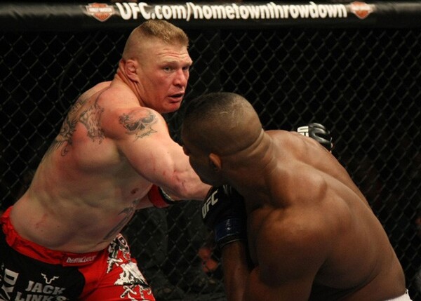 オーフレイムに敗れた後、1度はUFCを去ったレスナー。しかし再びリングに上がる理由をESPNで語った